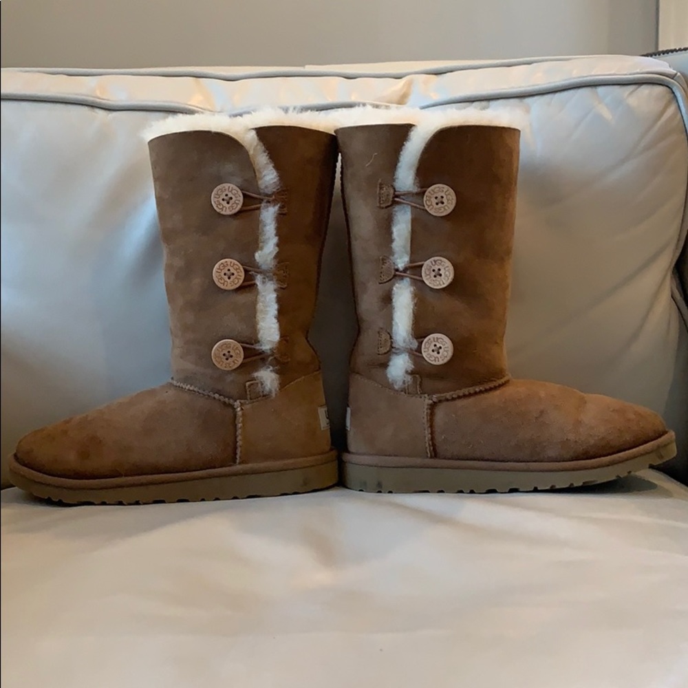 UGG® Girls' Bailey Button Triplet Boots